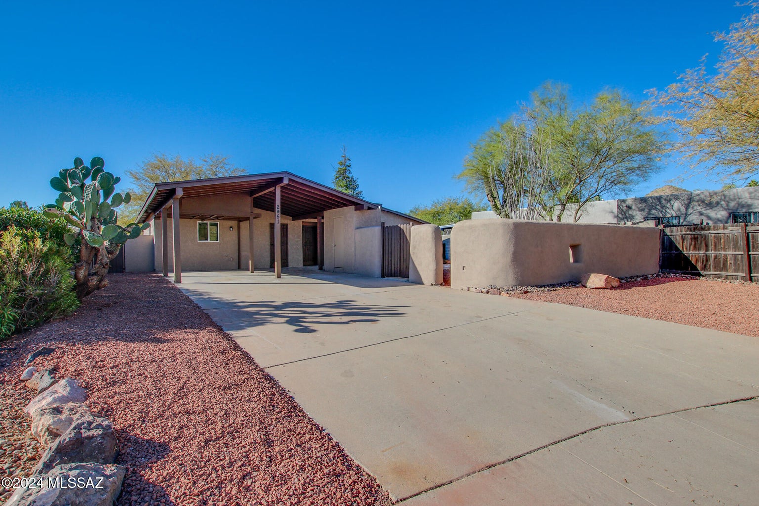 2951 W Saint Tropaz Avenue - outside front